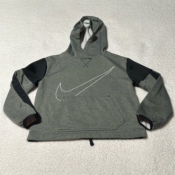 Nike Girls Dri-Fit Cropped Hoodie with Drawstring Bottom, EUC, Size Medium - Picture 1 of 9
